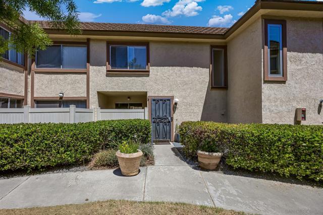 7813 Starling Dr, San Diego CA: https://media.crmls.org/mediaz/7dd071e3-1c55-4621-b64a-7548ced36d41.jpg