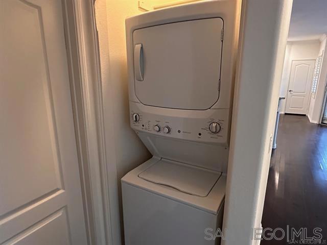 MLS #250027347SD img 1