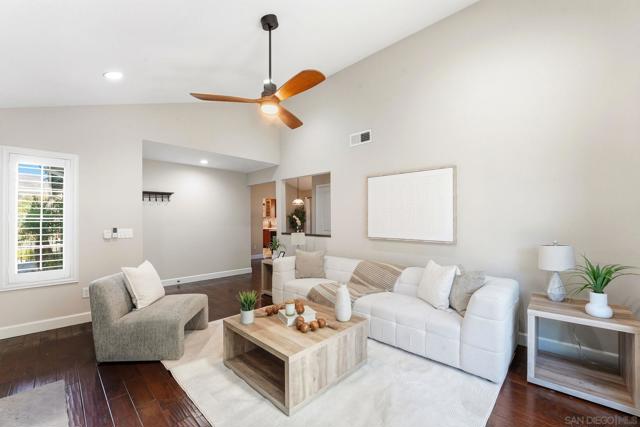 10462 Rancho Carmel Dr, San Diego CA: https://media.crmls.org/mediaz/7dd2346d-2050-4bd2-9938-85025211d39d.jpg