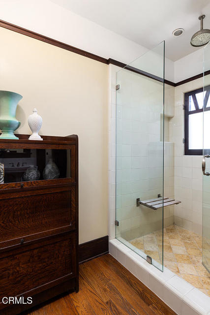 Detail Gallery Image 34 of 60 For 1361 Ridge Way, Pasadena,  CA 91106 - 5 Beds | 4/2 Baths