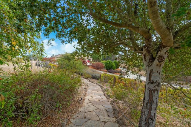 900 E Bel Mar Drive, La Selva Beach CA: https://media.crmls.org/mediaz/7dd387fc-1b52-45d6-a7bc-c455121c4402.jpg
