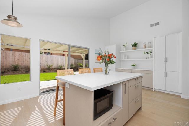 Detail Gallery Image 13 of 27 For 1549 Avenida De Las Adelsas, Encinitas,  CA 92024 - 4 Beds | 2 Baths