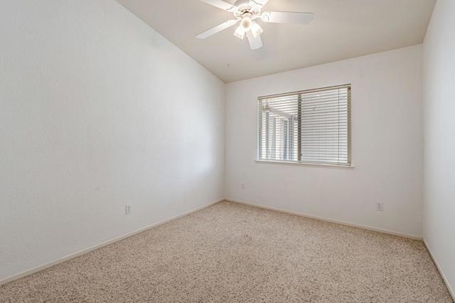 1519 Tamara Court, Escalon CA: https://media.crmls.org/mediaz/7dd52cd4-8d58-4ffe-a9ee-e9e87c0b29eb.jpg