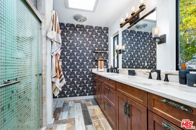 57387 San Juan Road, Yucca Valley CA: https://media.crmls.org/mediaz/7dd5336c-b03a-43b4-9bc2-ff87c2a5ce24.jpg