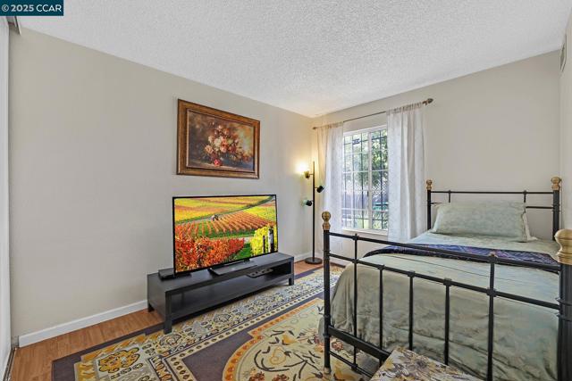 19 Haviland Ct., San Pablo CA: https://media.crmls.org/mediaz/7dd57456-6e24-4498-9fdd-87bc38284193.jpg