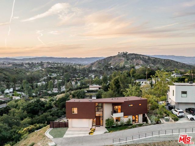 Photo of 23755 FERN Trail, Calabasas, CA 91302