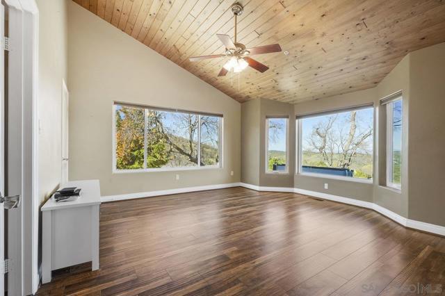 16690 Iron Springs Rd, Julian CA: https://media.crmls.org/mediaz/7dd8ef08-b404-4592-b66a-b4242ee62431.jpg