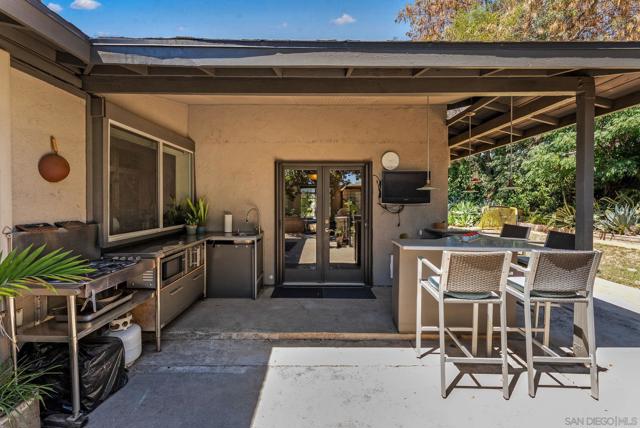 1767 Wind River Road, El Cajon CA: https://media.crmls.org/mediaz/7dd9f8bf-6b91-4402-ba48-6b3fc523192b.jpg