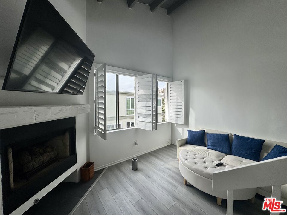 14 Mast Street #2