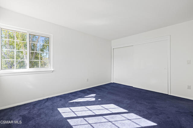287 Golden Fern Court, Simi Valley CA: https://media.crmls.org/mediaz/7dda8e9d-672e-4f7a-9cd3-1f0595595919.jpg