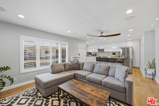 2 Bed Home for Sale in Los Angeles, California