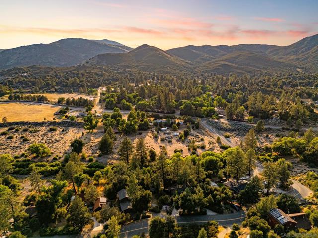 8648 Valley View Trail, Pine Valley CA: https://media.crmls.org/mediaz/7ddc2760-3645-46b1-a6f7-db3f56252a55.jpg