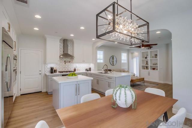 10477 YELLOW ROSE LANE, San Diego CA: https://media.crmls.org/mediaz/7ddd1904-81f1-42dd-b9fc-3d55192e6224.jpg