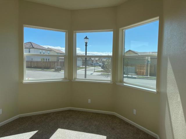 754 Livingston Avenue, King City CA: https://media.crmls.org/mediaz/7de04ccd-45b7-4ba3-aed9-4ec16ec29c13.jpg
