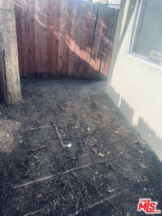 1204 Smith Place, Long Beach, California 90806, 3 Bedrooms Bedrooms, 0 ,1 BathroomBathrooms,Single Family Residence,For Sale,Smith,0,25631795