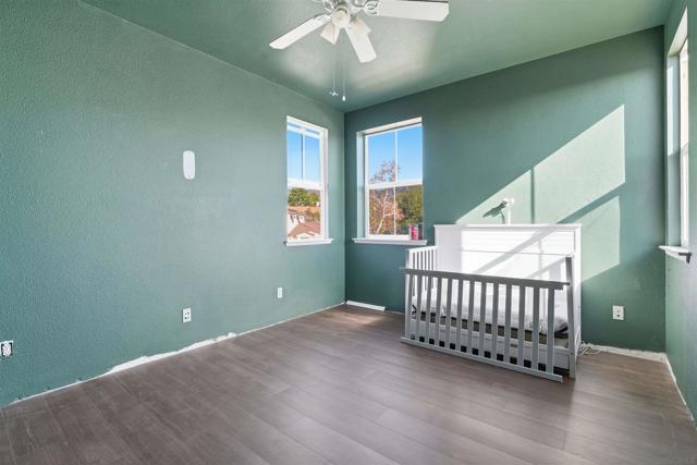 2284 Alicante, Chula Vista CA: https://media.crmls.org/mediaz/7de0d0fc-6d65-4a15-b609-5c9fc158ff36.jpg