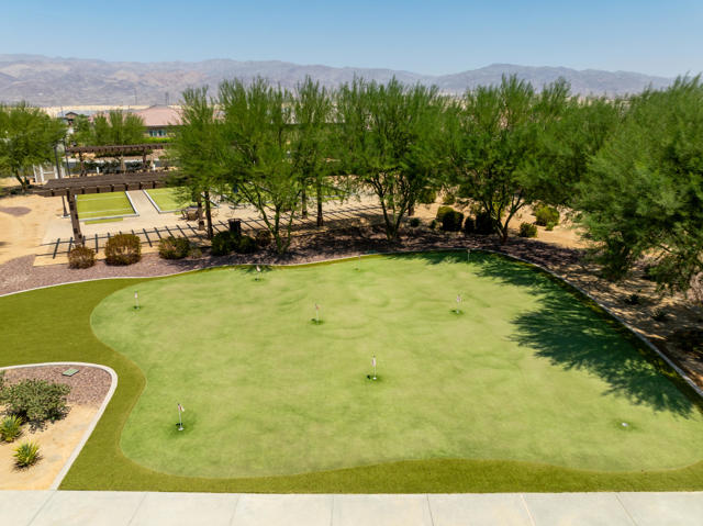 Image 70 of 86 For 43595 Vacanza Court