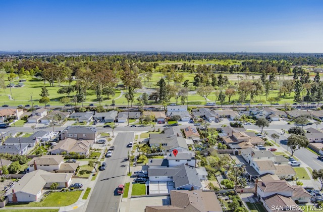 15927 Los Reyes Street, Fountain Valley CA: https://media.crmls.org/mediaz/7de120aa-5b6d-4e84-9f3f-677b91ded090.jpg