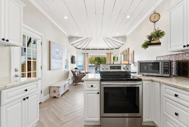 2727 E Cliff Drive, Santa Cruz CA: https://media.crmls.org/mediaz/7de2b4e6-88e9-41e5-b666-1cbfaa01c37d.jpg