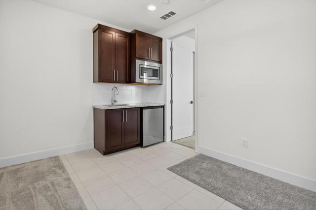 6640 Silverleaf Court, Tracy CA: https://media.crmls.org/mediaz/7de3a469-57b6-4510-8cd2-95dcd045b186.jpg