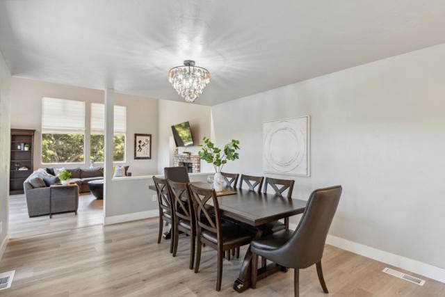 26045 Toro Road, Salinas CA: https://media.crmls.org/mediaz/7de3e0f9-251c-4fbb-8f2d-1c07a5887de5.jpg