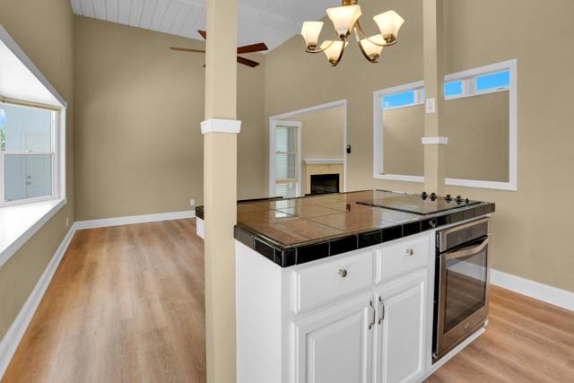 576 Sims Road, Santa Cruz CA: https://media.crmls.org/mediaz/7de481ac-186b-44c4-89e1-7b196e8bba94.jpg