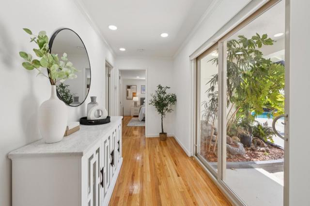 2985 Trousdale Drive, Burlingame CA: https://media.crmls.org/mediaz/7de4a0c2-09c3-49bd-9f7b-3f4be4f7e8e7.jpg
