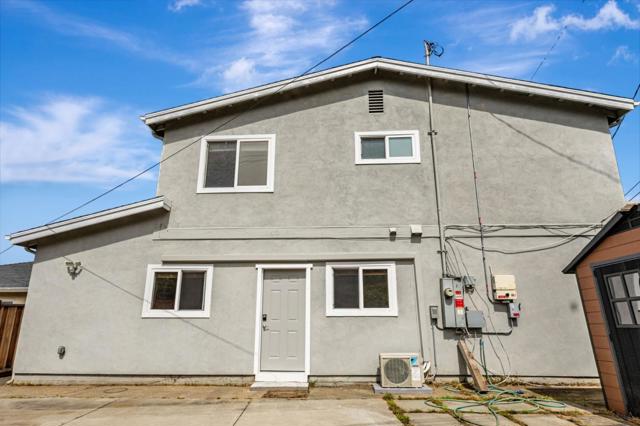 228 Clifden Drive, South San Francisco CA: https://media.crmls.org/mediaz/7de69f2b-34a6-4390-8a89-6230a500633c.jpg