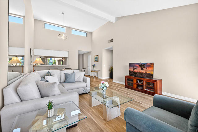 76205 Impatiens Circle, Palm Desert CA: https://media.crmls.org/mediaz/7de6f56b-4600-4011-97a3-1e7d566f0762.jpg