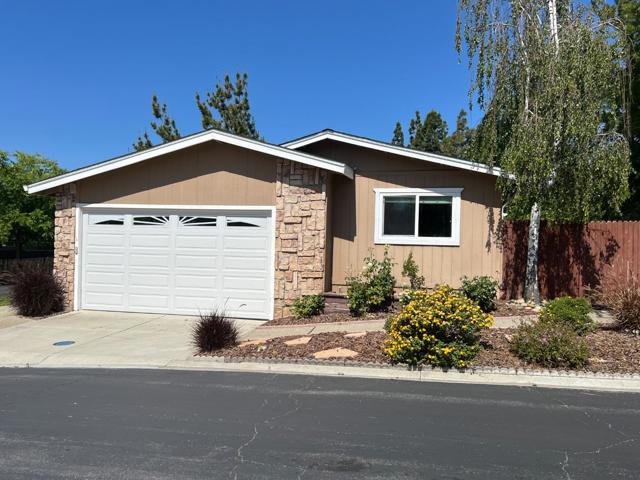 260 Mountain Springs Drive, San Jose CA: https://media.crmls.org/mediaz/7de6f925-94dd-46d1-aead-5c7e01b48626.jpg