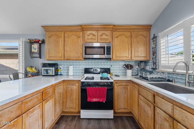 Detail Gallery Image 13 of 32 For 1640 Gallatin Pl, Oxnard,  CA 93030 - 4 Beds | 2 Baths