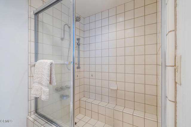 Detail Gallery Image 26 of 50 For 2221 Kingsbridge Ln, Oxnard,  CA 93035 - 3 Beds | 3 Baths