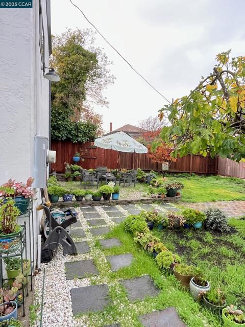 620 Kentucky St, Vallejo CA: https://media.crmls.org/mediaz/7de8f63a-85d9-4310-b9b2-802e7b231bf0.jpg