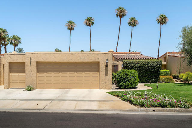 46330 Dove Road, Indian Wells CA: https://media.crmls.org/mediaz/7de9bbb0-8914-4455-981f-78fd58b222bf.jpg