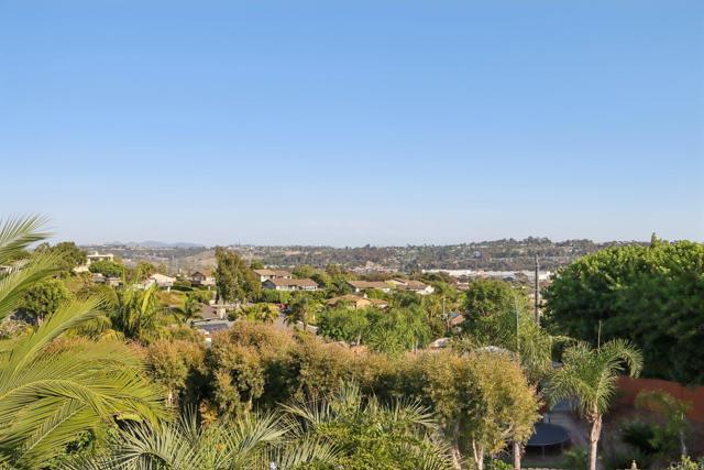 1895 Laurel Road, Oceanside CA: https://media.crmls.org/mediaz/7dea36af-7b3a-4769-a3b1-d8d2c99dd0e4.jpg
