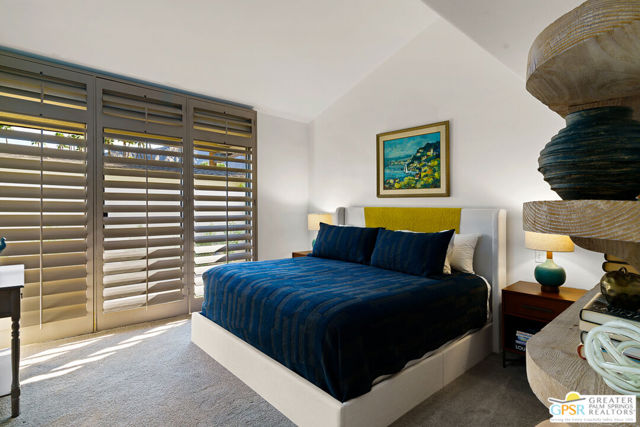 555 W Arenas Road #6, Palm Springs, CA 92262