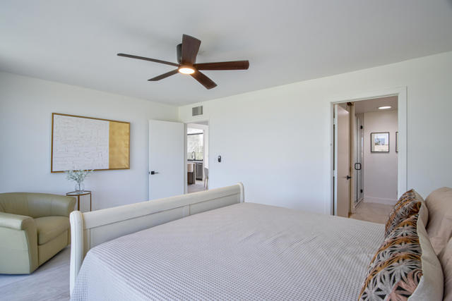 842 N Calle De Pinos, Palm Springs, CA 92262