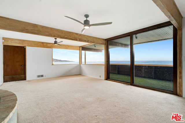 26636 Latigo Shore Drive, Malibu CA: https://media.crmls.org/mediaz/7deb4c7d-d692-43b7-8d99-556414e69d2d.jpg