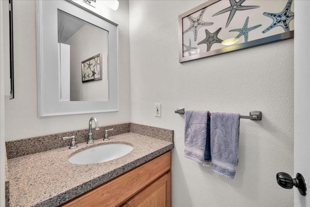 2202 Oakcrest Drive, Palm Springs, CA 92264