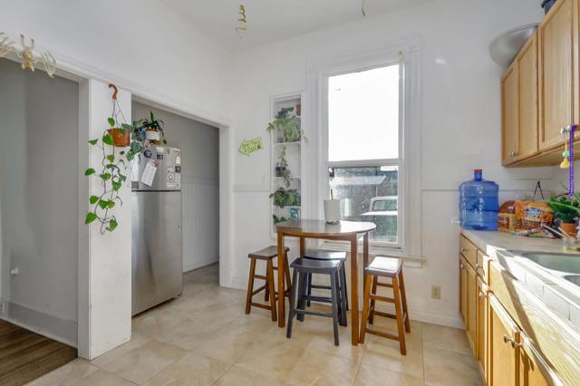 627 S 3rd Street, San Jose CA: https://media.crmls.org/mediaz/7dec7882-9644-4921-a6ea-5d9b084d9f9d.jpg