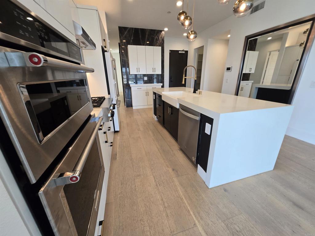 8337 Distinctive Drive - photo 8