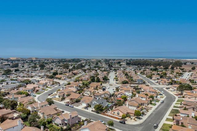 3202 TALLMON Street, Marina CA: https://media.crmls.org/mediaz/7dee26c6-b35a-4aaf-a8d1-f3b9e5f0e38b.jpg