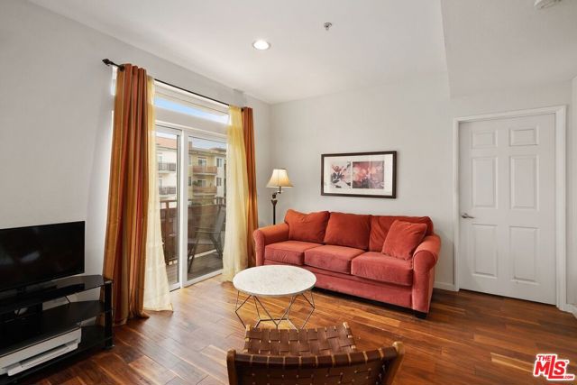 13200 Pacific Promenade, 309 photo 3