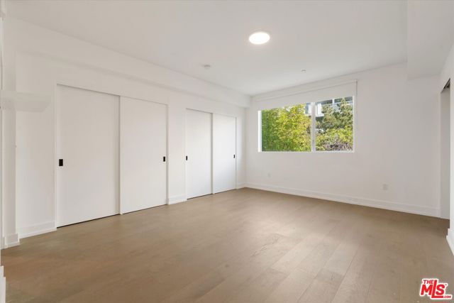 1345 Havenhurst Drive, West Hollywood CA: https://media.crmls.org/mediaz/7deec406-8270-4cc1-9617-cb4383e66182.jpg