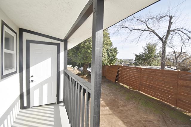 BACK PATIO OFF LIVING ROOM