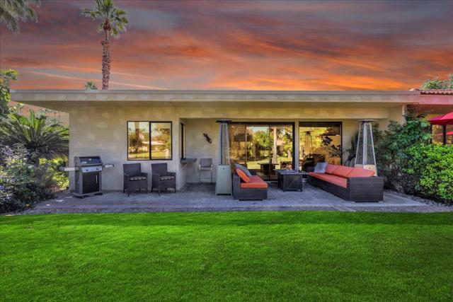 2232 Oakcrest Drive, Palm Springs, CA 92264