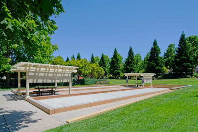 7160 Eagle Ridge Drive, Gilroy CA: https://media.crmls.org/mediaz/7df11604-dfb9-4102-8831-058b6aeba4ad.jpg