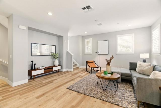 34559 Clydesdale Terrace, Fremont CA: https://media.crmls.org/mediaz/7df1ca3e-0657-427b-9bfa-fd94391a2fec.jpg