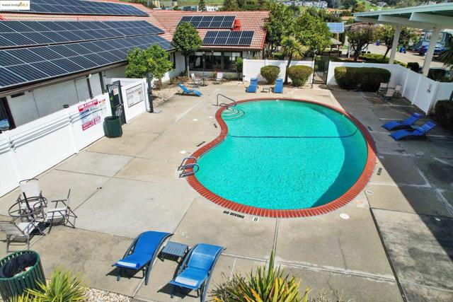 29064 MENDEZ RD, Hayward CA: https://media.crmls.org/mediaz/7df217b1-99fb-40fb-a710-5f273c08fa85.jpg