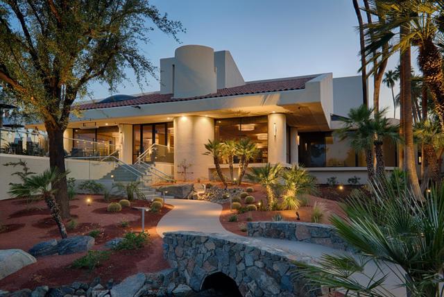 27 Cornell Drive, Rancho Mirage CA: https://media.crmls.org/mediaz/7df26232-4f5c-4f79-8389-63d662af07ec.jpg